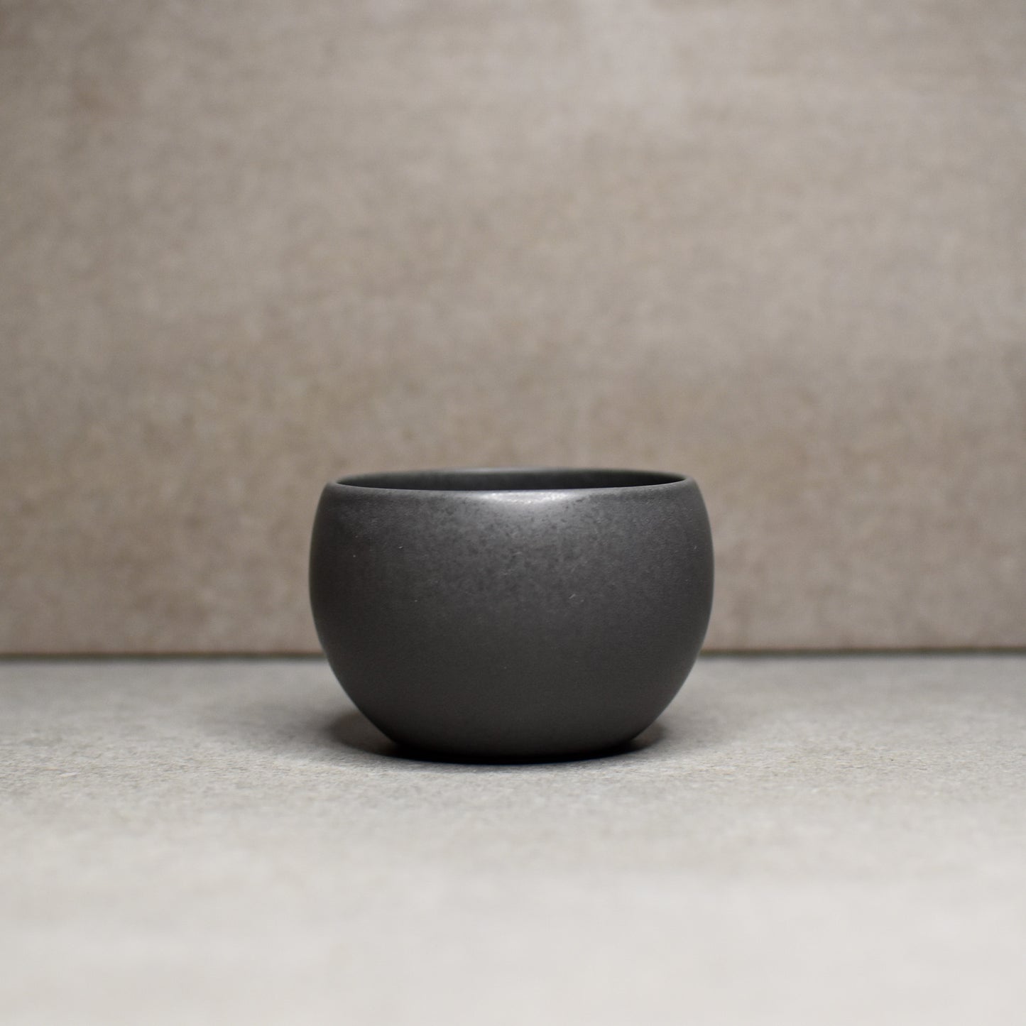 Saliu: Porcelain Yui Sumi Ink Cup